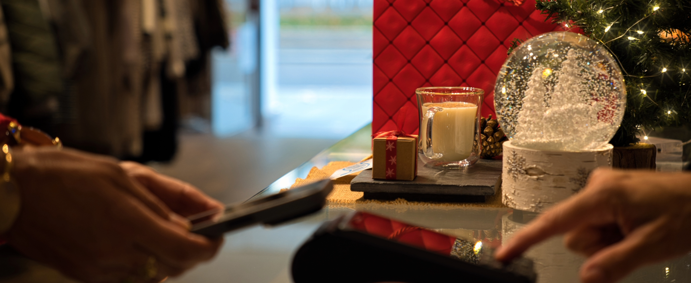 Black Friday 2025: 6 Trends That Separated Retail Winners from Everyone Else